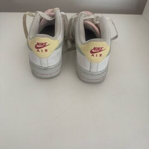 Nike Kids Air Force 1 Sneakers - White and pastel colors